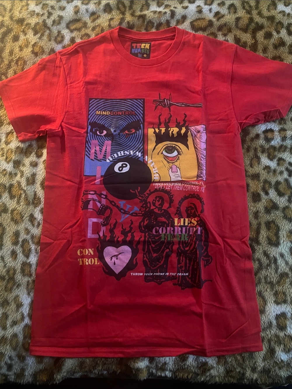 Teen Hands Red Graphic Short Sleeve Tee - 'Mind Control' Print